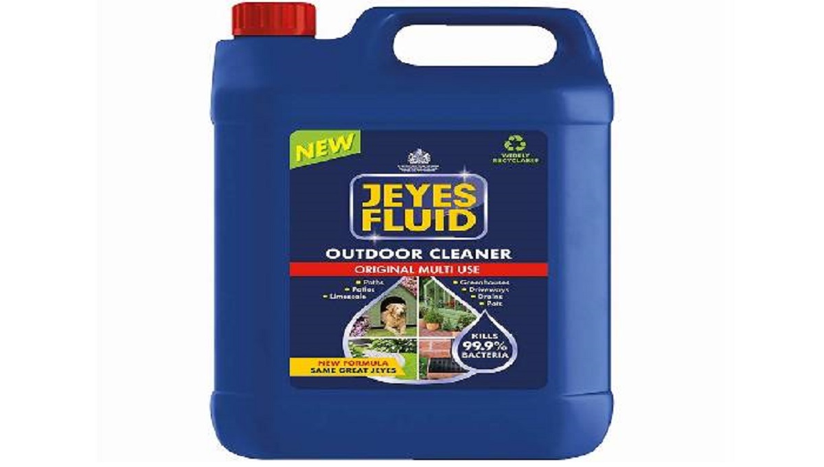 Does Jeyes Fluid Hurt Dogs